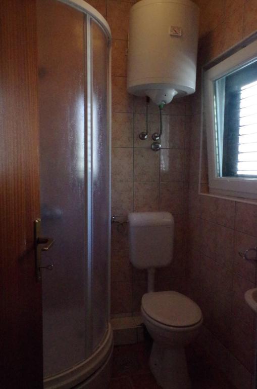 Apartmani Kusic トゥルパニ エクステリア 写真